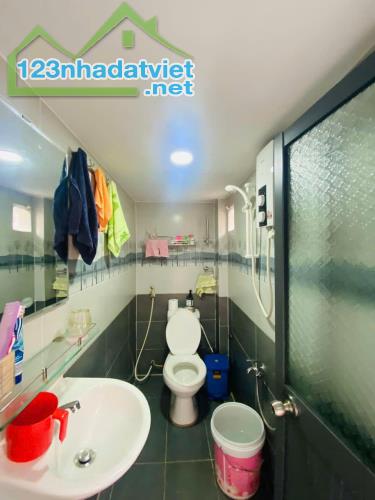 BÁN NHÀ 3 TẦNG CƯ XÁ PHÚ LÂM A, P12,Q6, 40m2 HẺM 3.5M CHỈ 5.35 TỶ - 4