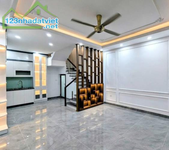 Bán nhà Lê Lợi, Lê Lợi, Ngô Quyền, Hải Phòng. 4 tầng, 40m2, 3,65 tỷ. 4,63m, d2