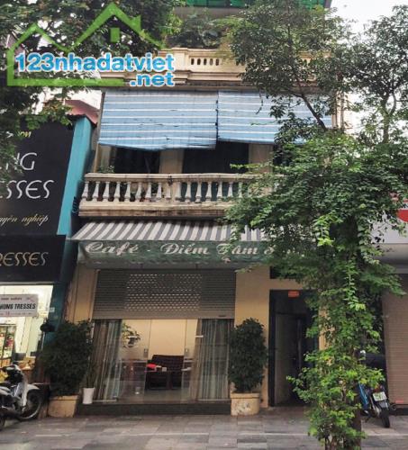 Bán Nhà Mặt Phố Cửa Bắc, Ba Đình DT 179m2 x 5T, MT 7,5m, Giá Rẻ.