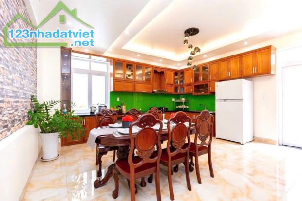 Bán biệt thự Khu Á Châu Vip dt 300m đường 11m,giá 26tyu