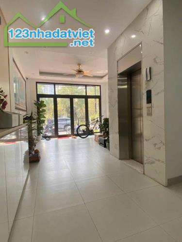 Bán Shophouse Bình Minh Garden 76m2 6 Tầng Thang máy Vỉa Hè, Kinh Doanh Dòng Tiền 18.18 Tỷ - 2