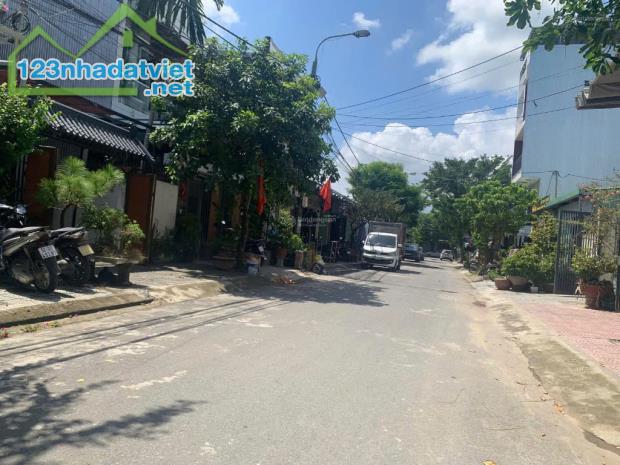 Bán đất MT đường Nguyễn Minh Không - Hòa Minh, gần đại học Duy Tân, bến xe