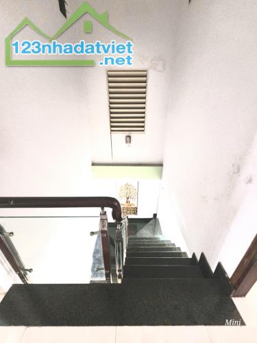 HÀNG HIẾM DT 72M² VUÔNG VỨC - 2 TẦNG LẦU CHỈ NHỈNH 4 TỶ - GIÁP THỐNG NHẤT P16 & LÊ VĂN THỌ - 5