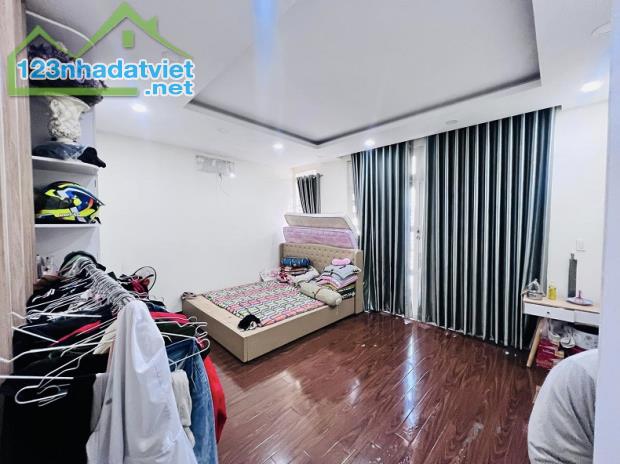 Bán nhà MTKD Trần Văn Quang, P10, Tân Bình, 100m2, 5 tầng, ngang 5.8m, rẻ như HXH - 2
