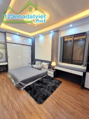 B.Á.N NHÀ ĐỘI CẤN 40M2- 4 TẦNG DÂN XÂY SỔ ĐỎ CHÍNH CHỦ, GIÁ 7.1 TỶ TL - 3