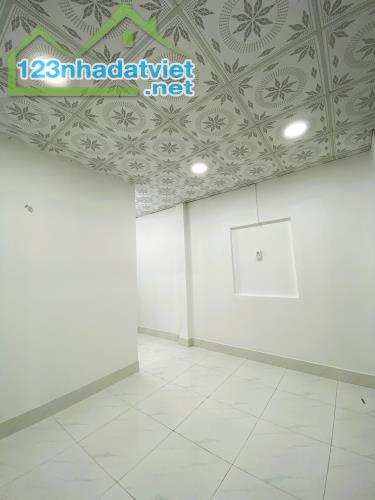 Bán nhà 55m², 2 pn, sổ hồng hoàn công, 3.5 tỷ - đường 4, Trường Thọ - 3