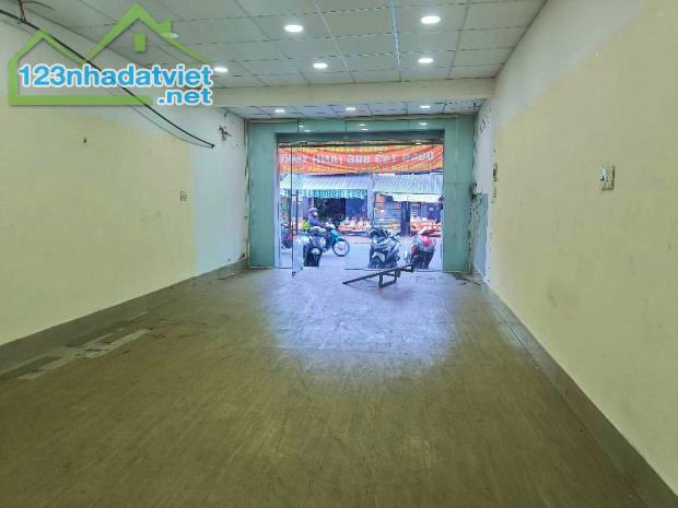 Bán Nhà mặt tiền kinh doanh đa ngành nghề. Linh Xuân,Thủ Đức. DT: 4,75m x 17m. Nhỉnh 11 tỷ - 1