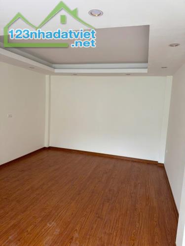 Bán nhà La Phù oto, kinh doanh, nở hậu hơn 40m2 giá gần 6 tỷ - 1