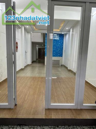 Quận 7. Nhà 4 tầng bán. Khu Cư Xã Ngân Hàng. 4x20m. Vị trí Kinh Doanh. - 4