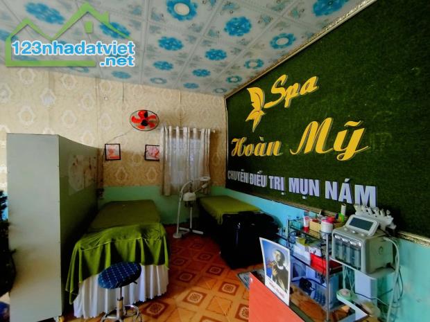 CẦN SANG NHƯỢNG TIỆM NAIL Địa chỉ: 1/5 Tân Phú 2. p Tân Bình, Dĩ An, Bình Dương