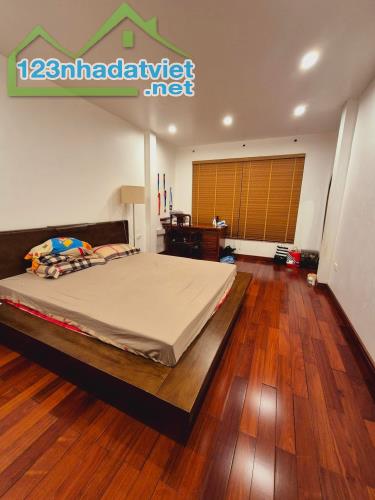 1 CĂN DUY NHẤT TRUNG TÂM CẦU GIẤY 6 TẦNG ĐẸP LONG LANH - 1