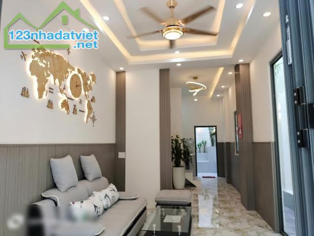 VILLA MINI CÓ SÂN VƯỜN --GẦN AONE BÌNH TÂN --42M2