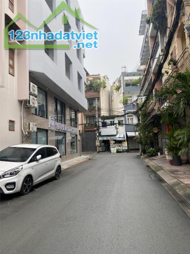 **Bán nhà đường Võ Thành Trang, Phường 11 Tân Bình; 2 tầng (5*18) - 7,5 tỷ - 4