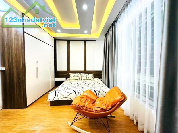 TRUNG TÂM CẦU GIẤY - HIẾM - CHỈ NHỈNH 5 TỶ - NGUYỄN KHÁNH TOÀN 30M2x5T - 3