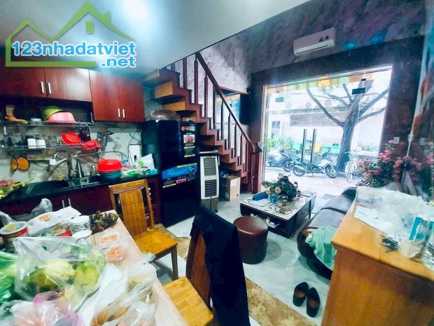 NGANG KHỦNG 8M - SÁT MẶT TIỀN NGUYỄN VĂN KHỐI P.11 GÒ VẤP. DT 8M x 18M. VUÔNG VỨC. - 2