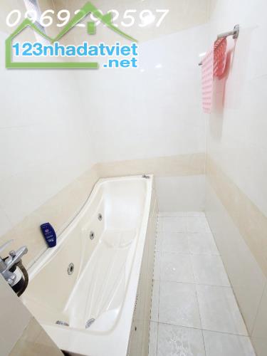 NHÀ 4 TẦNG - 4PN5WC BÁN GẤP HẺM XE HƠI – TÔ HIẾN THÀNH, QUẬN 10 – GIÁ NHỈNH 11 TỶ