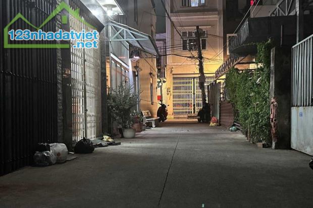 Bán nhà hẻm 3.5m, Đường Số 4, Gò Vấp, 4m x 11m, 40.4 m², nhà đẹp - Giá 5.59 tỷ TL - 2