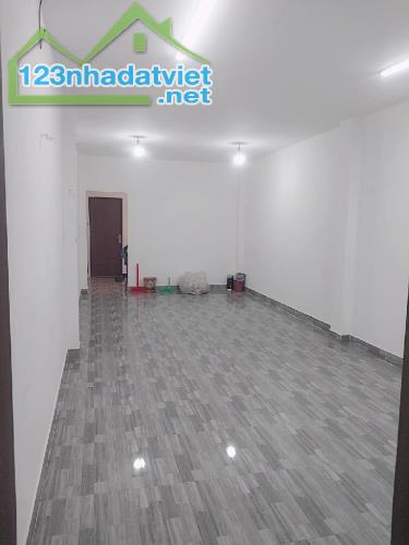 MẶT TIỀN KINH DOANH LIÊN KHU 4-5 -BÌNH HƯNG HÒA B - BÌNH TÂN -116M2 - 3 TẦNG - GIÁ : 9,59T - 3