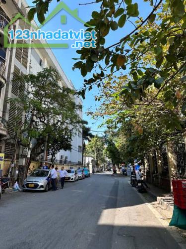 Bán nhà MP Đội Nhân 55m 5 tầng thang máy KD tốt giá 26.5 tỷ - 2