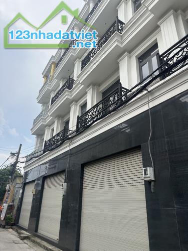 🔥🔥🔥 Bán nhà phố khu liền kề 🏡  Diện tích 60.7 m(4.5x 13.5) Giá 5.9 tỷ    Kết cấu : 1tr