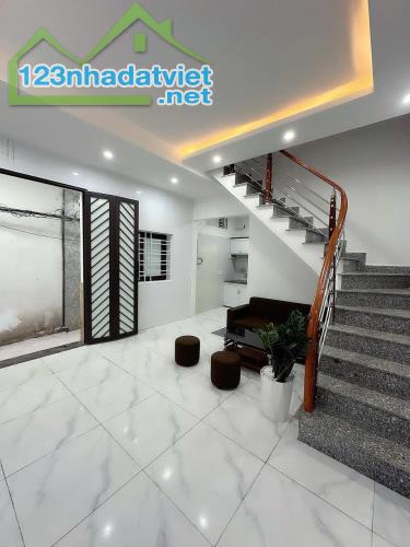 . Nhà 2 tầng Dư Hàng - Lê Chân 1,55 tỷ