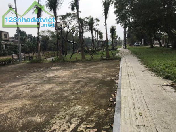 BÁN ĐẤT TẶNG NHÀ C4 THUỘC KQH KIM LONG QUẬN PHÚ XUÂN TP HUẾ  DIỆN TÍCH 100m2 MẶT TIỀN 9.5m - 3