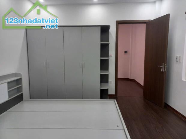 Bán nhà ngõ 314 Đê La Thành, DT 37m, 5 tầng, MT 3.7m, giá 7.85 tỷ, ngõ 2m. - 3