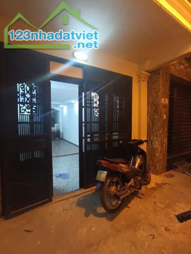 NHÀ 203 KIM NGƯU - Ô TÔ NHỎ ĐỖ CỬA - KHU PHÂN LÔ CÁN BỘ - DÒNG TIỀN TỐT - 40M2 - 8.38 TỶ - 1