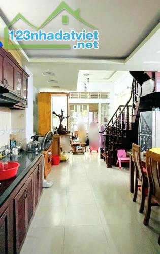 Bán nhanh nhà 4 tầng 52 m2, 3 phòng ngủ, hẻm rộng gần mặt tiền Nguyễn Văn Khối Gò Vấp - 2