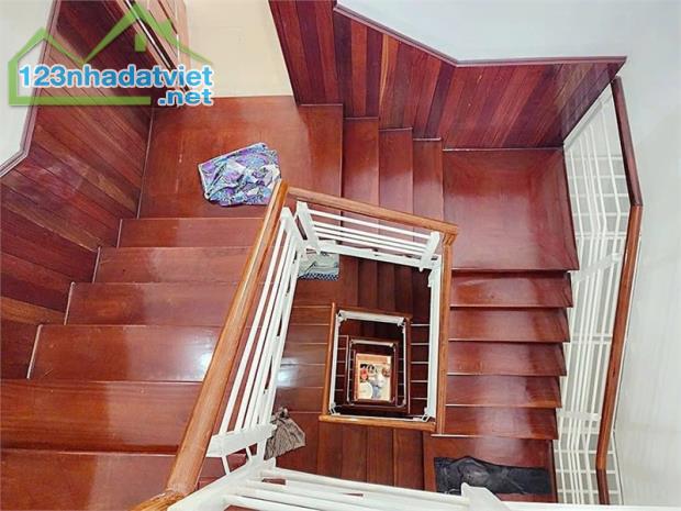 Bán nhà 4x20m, 6 Tầng. Mặt tiền Đường Số 8, Phường 11. Giá 14.5 tỷ TL