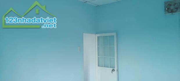 Nhà mới rộng rãi, ô tô đậu cửa, cạnh KDC Cát Tường, 590tr - 3