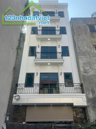 Bán Nhà Xây Mới Văn Trì Minh Khai 35m2*5Tầng Đổ Full Trần Gần Nhiều Tiện ích Đón Tết Luôn.