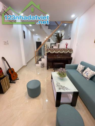 ĐÓN TẾT! Bán Nhà 2 Tầng Cực Đẹp Nam Kỳ Khởi Nghĩa, 43m2, 4.8 Tỷ TL - 2
