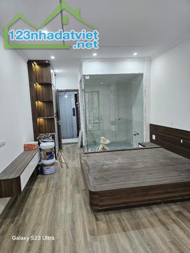 Bán nhà phân lô ôtô đậu tận cửa– số 55A ngõ 159 Pháo Đài Láng, 40m2 -7 tầng – thang máy - 1