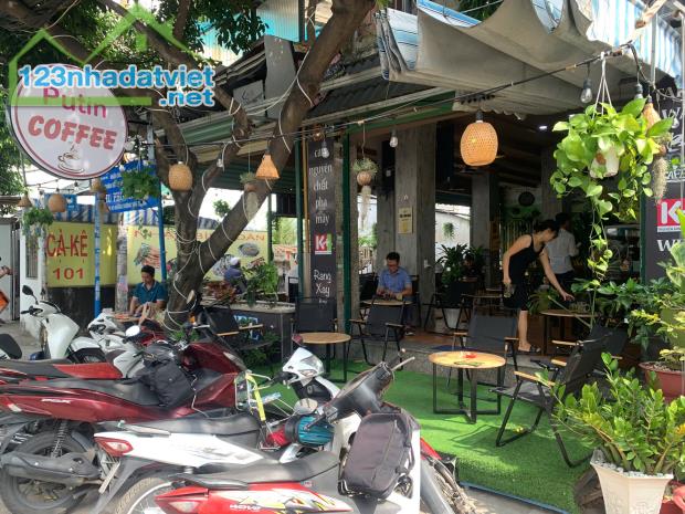 Quận Tân Phú ! QUÁN CAFE GÓC 2 MT ĐẸP LẮM ! SANG RẺ TRƯỚC TẾT ! QUÁN DTSD 10m x - 3