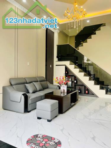 bán nhà lầu hẻm 11 đa khoa trung ương p,an khánh 48m2 3pn full nội thất 2.79 tỷ - 1