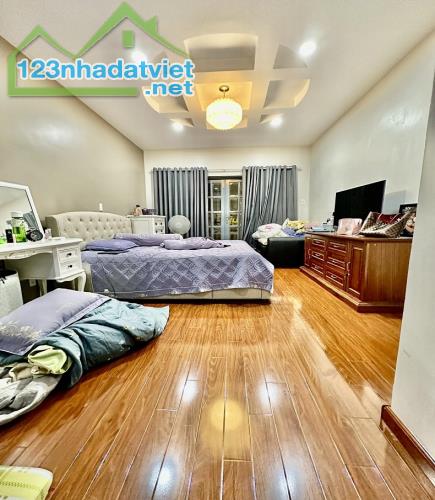 Bán nhà HXH Bùi Đình Tuý, P24, Bình Thạnh, 120m2, 4 tầng, ngang 8m, giá rẻ - 2