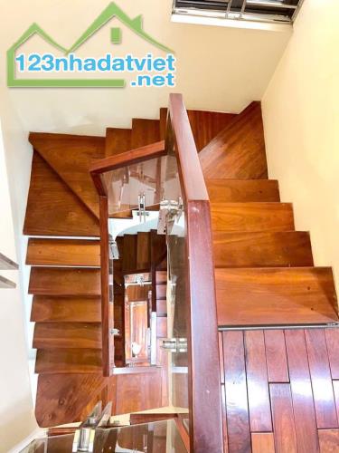 NHÀ 54M2*6T CÓ GARA Ở TÂN MAI, NGÕ Ô TÔ TRÁNH, 5 PHÒNG NGỦ - 2