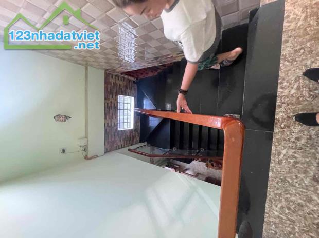 MT KD TRƯƠNG ĐỊNH, Nhà 2 tầng giá sập sàn chỉ nhỉnh 12 tỷ. - 5