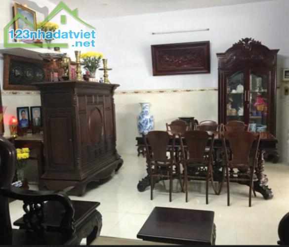 Nhà bán 195m² - cấp 4 - Đông Thạnh Hóc môn - 7.8m x 26m - giá rẻ 5.5 tỷ - 4