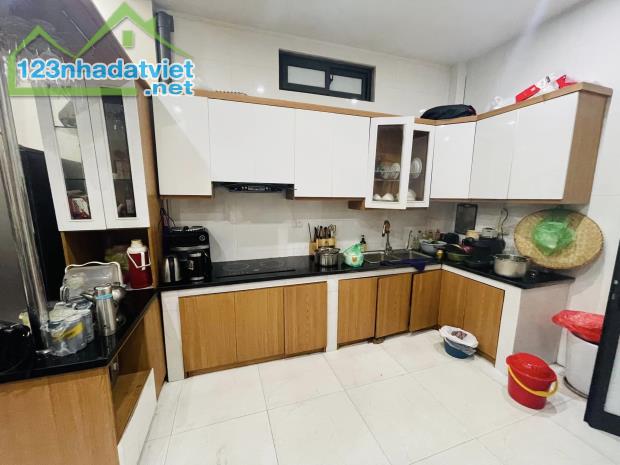 Bán nhà Phố Yên Hòa,Cầu Giấy, Dt 38m*4T*nhỉnh 7 tỷ,Ngõ cực nông thẳng,sát phố, Đẹp đón tết - 4