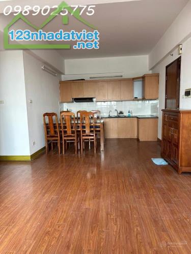 Chính chủ cần bán căn hộ CT4 KĐT Hồng Hà City, DT 70m2 giá siêu rẻ - 4