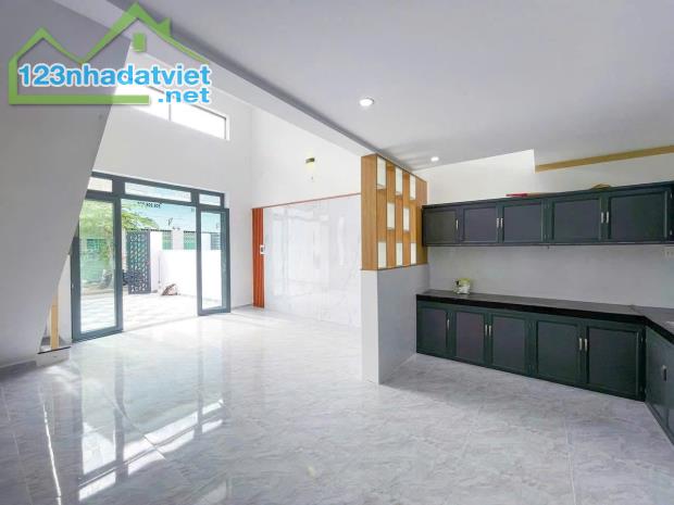 🏡 Nhà ngác lửng đang xây ngay hẻm Văn Phương DT 86,9m2 sổ riêng - có ngân hàng hỗ trợ - 2