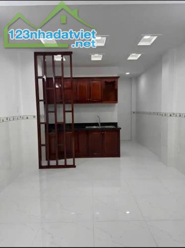 Xoay vốn KD bán nhà An Lộc P Tân Chánh Hiệp Quận 12 DT 75m2 Giá 2tỷ540 Lh@932861530 Vân - 1