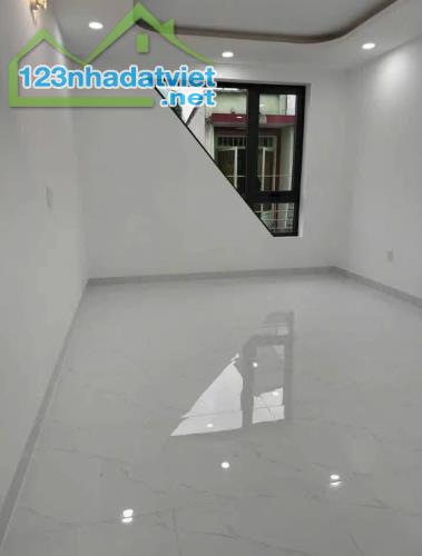 Xoay vốn KD bán nhà An Lộc P Tân Chánh Hiệp Quận 12 DT 75m2 Giá 2tỷ540 Lh@932861530 Vân - 2