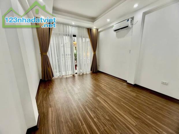 BÁN NHÀ MỚI ĐẸP PHỐ KHƯƠNG TRUNG, Ô TÔ VÀO NHÀ, GẦN PHỐ, KINH DOANH, 38M2, 5T, GIÁ 9.8 TỶ. - 2