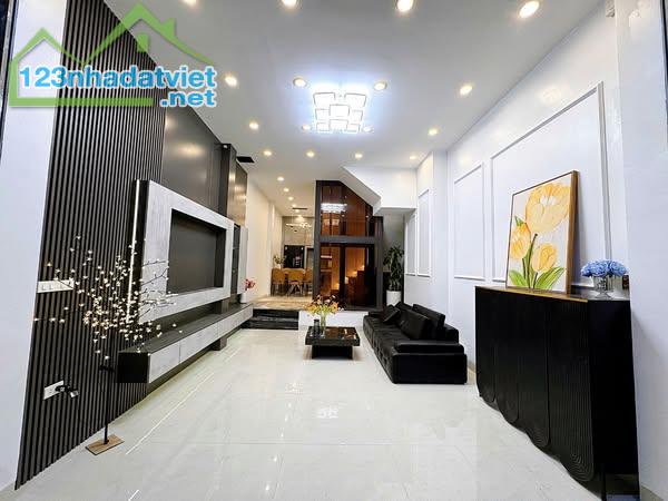 Nhà đẹp sang xịn mịn! Quang Trung - Ngõ ô tô, 5 tầng thang máy, 46m2, giá nhỉnh 11 tỷ