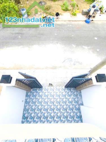 Nhà Mới Xinh, Đón tết, Khu P lô, DTSD 102M2, Đường 10m, có vỉa hè, chỉ 3.15ty - 4