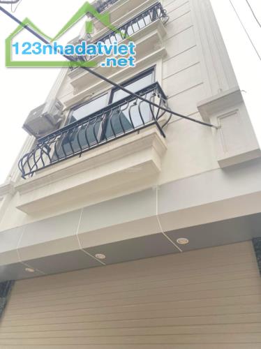 NHÀ NGUYỄN HOÀNG, 52M2, 4 TẦNG, Ô TÔ TRÁNH 10M, CÓ SÂN ĐỂ XE MÁY, GIÁ NHỈNH 9 TỶ