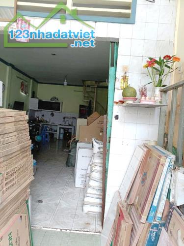 Nhà 49m2 hẻm 4m gần mặt tiền Âu Dương Lân P3Q8 - 1